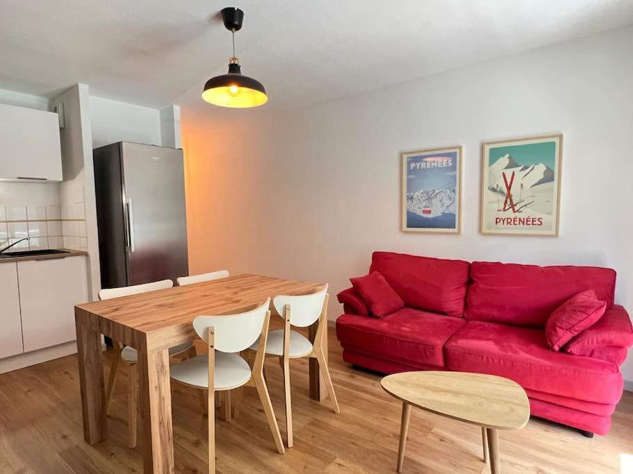 T3 Centre Ville Avec Parking, Balcon Et Wifi. 5P. Cauterets Extérieur photo